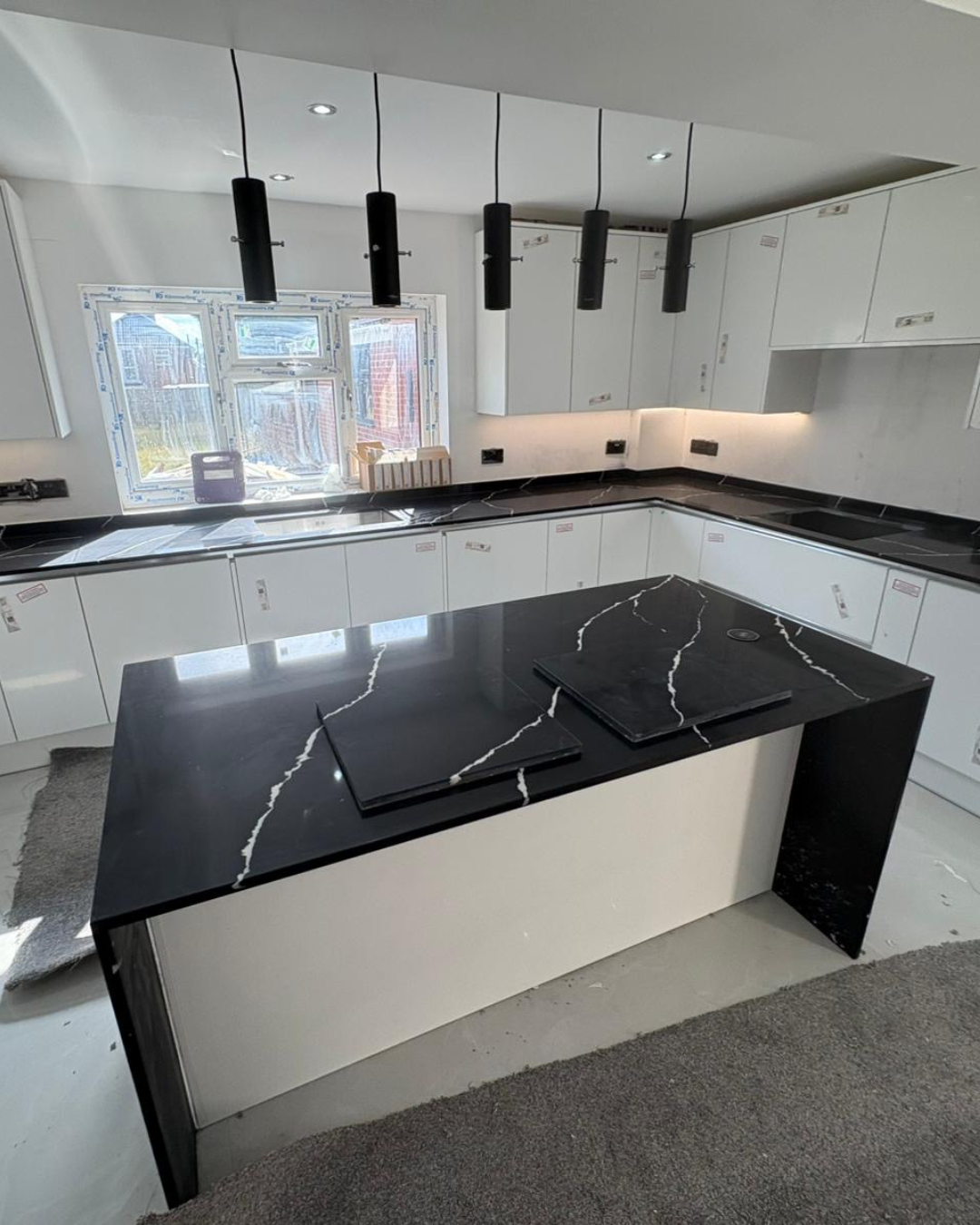 PQS Black Marquina Quartz