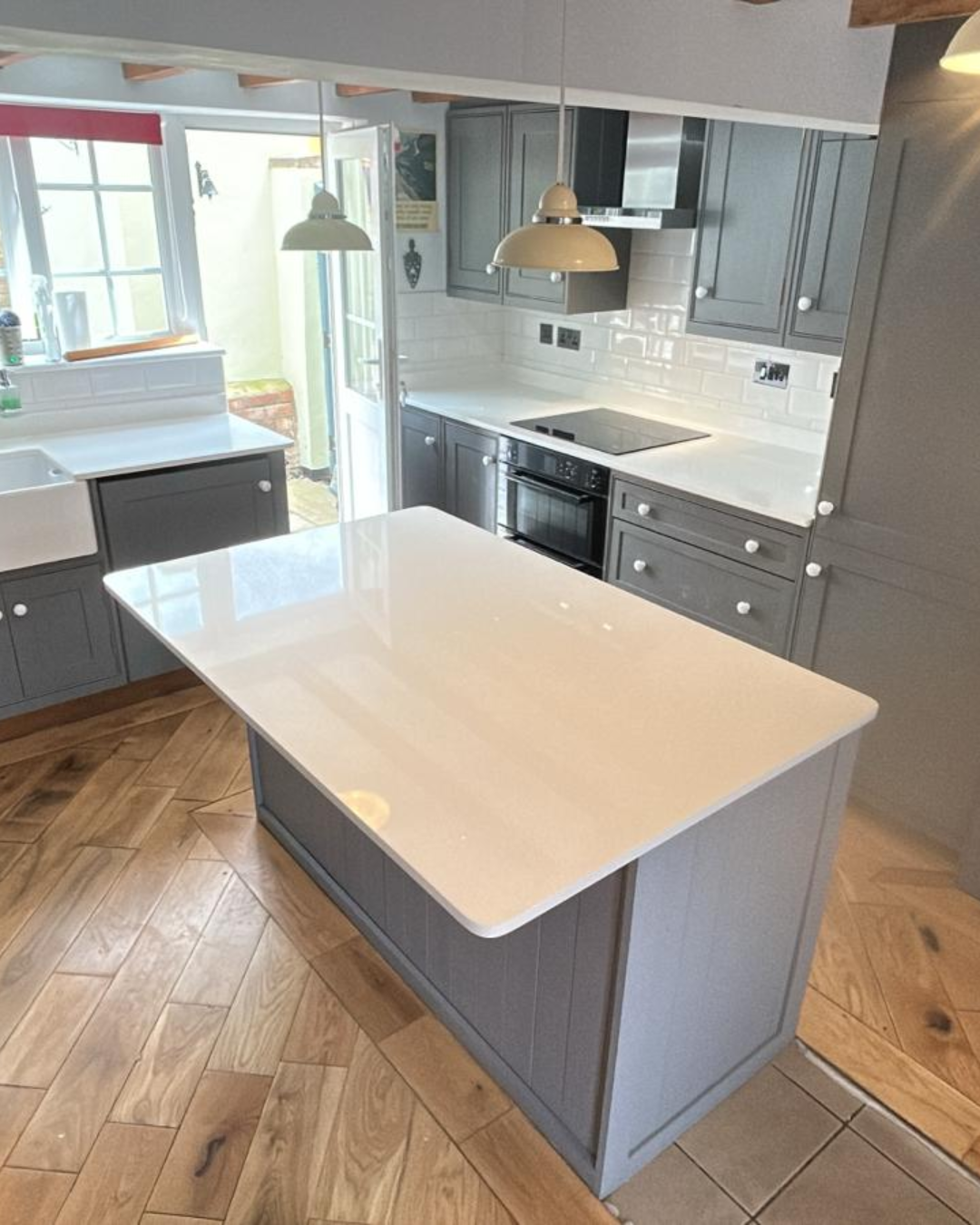 PQS Bianco Shimmer Quartz