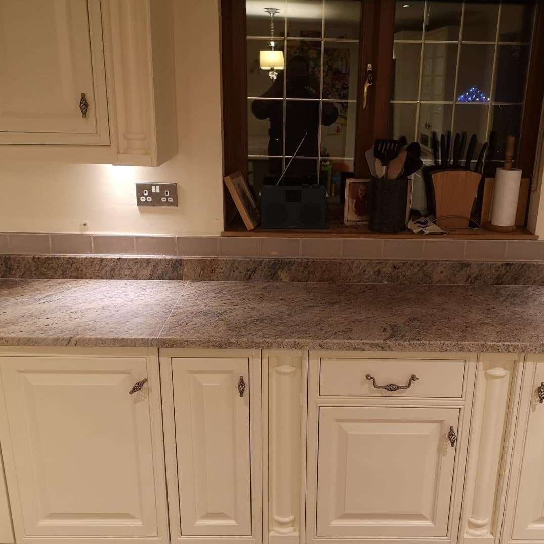 Colonial Ivory Granite