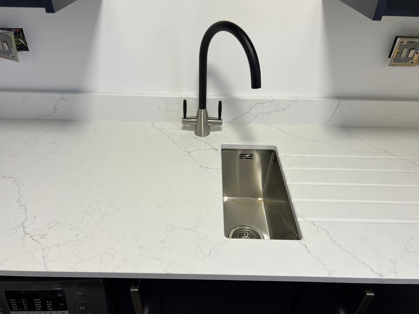 PQS Arctic White Quartz