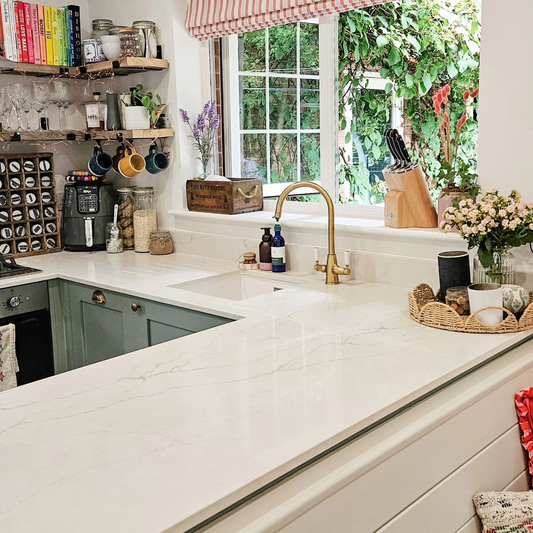 Optimizing Small Kitchen Spaces with Quartz Worktops