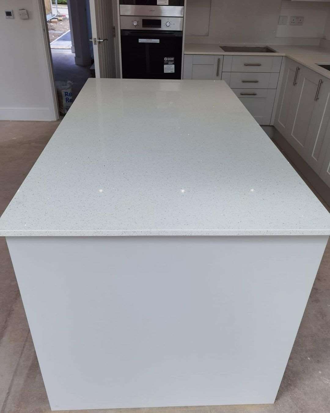 White Diamond Mirror Quartz Kitchen worktops