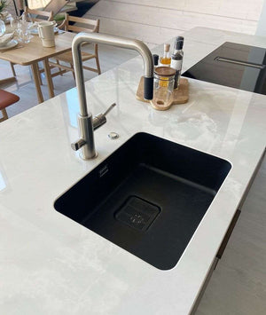 Dekton Helena