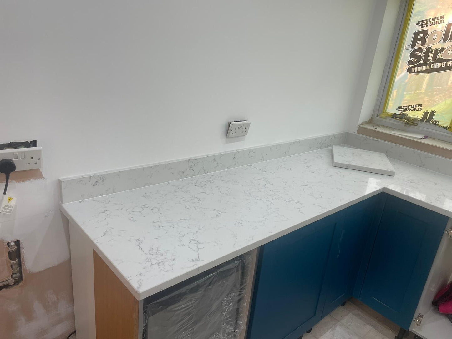 PQS Carrara White Quartz