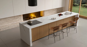 Calacatta Cascata Quartz