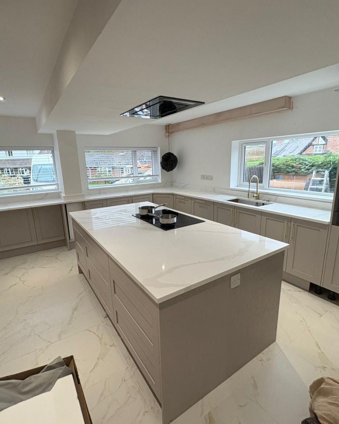 PQS Calacatta Gold Quartz