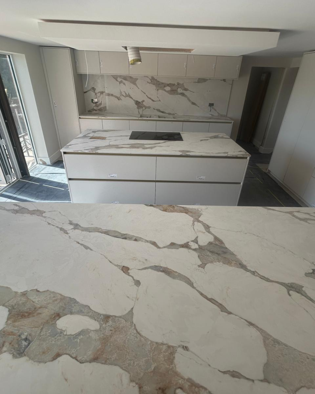 Fugen Sahara Waves Marble Effect Quartz | Purple – purplegranite