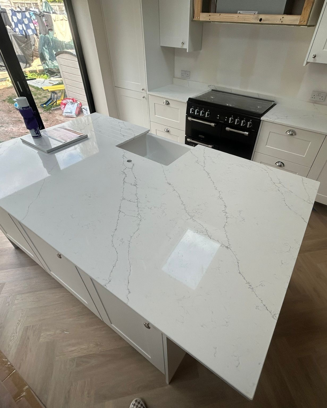 PQS Arctic White Quartz - Main Image