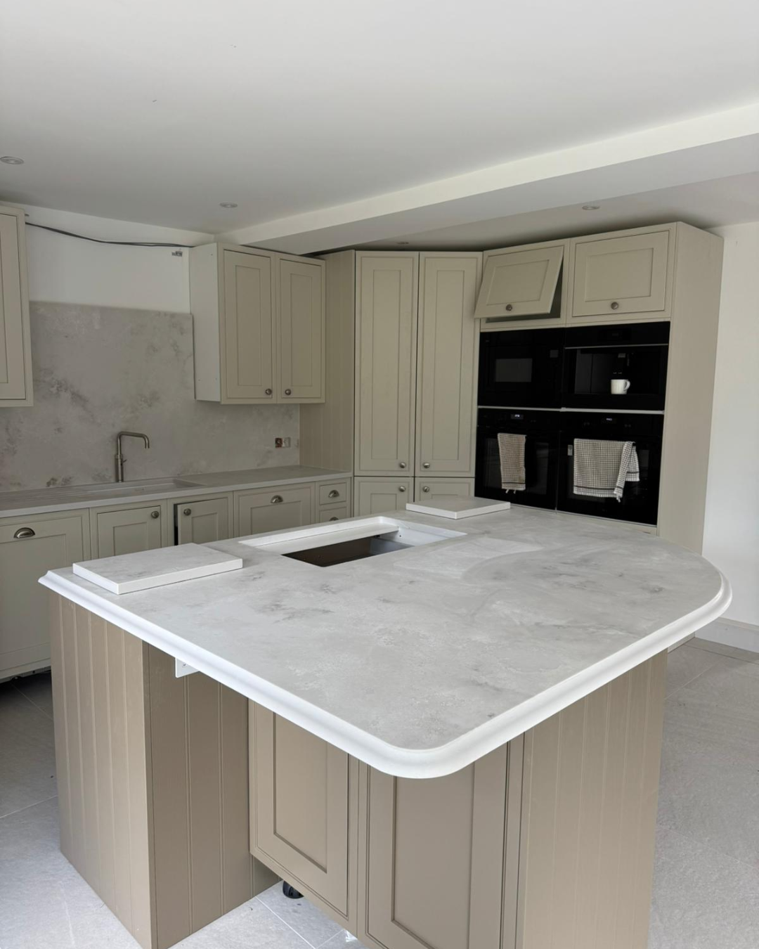 PQS Cloudy Gris Quartz