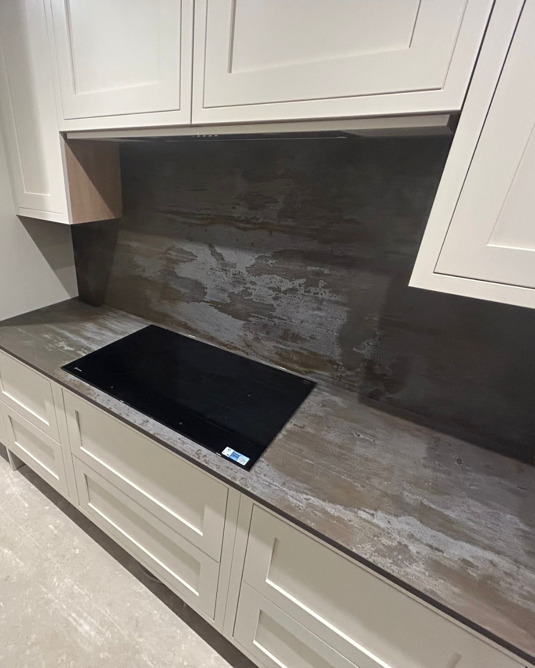 Dekton Trilium