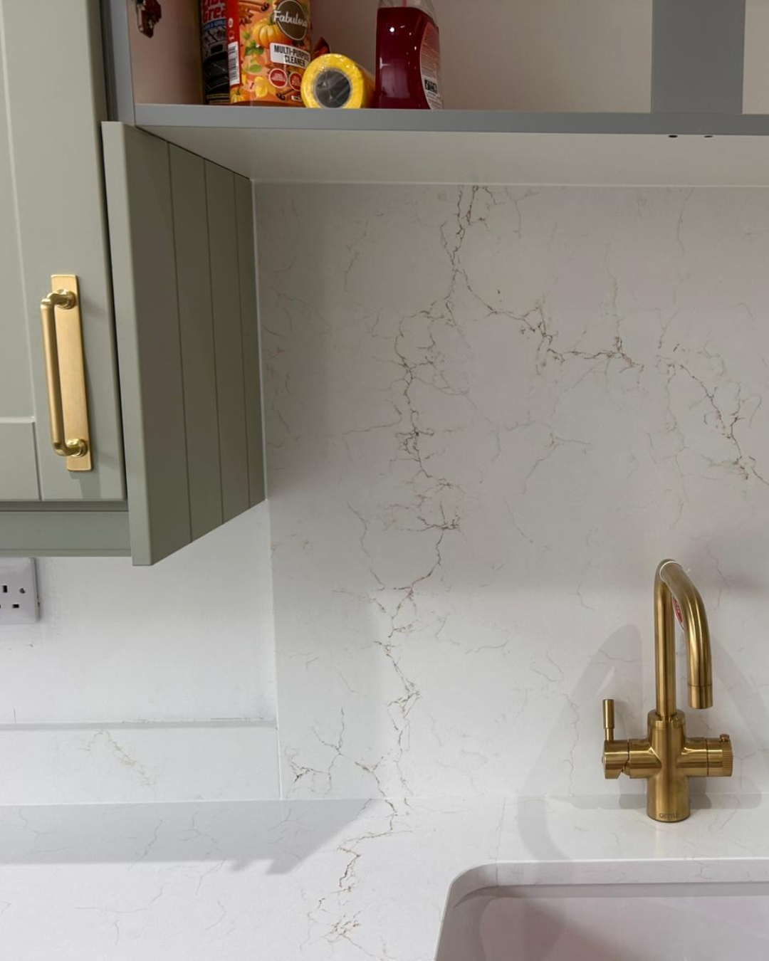 Unistone Misterio Gold