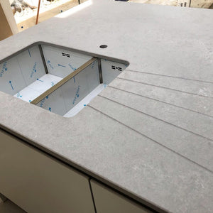 Raw Concrete Quartz