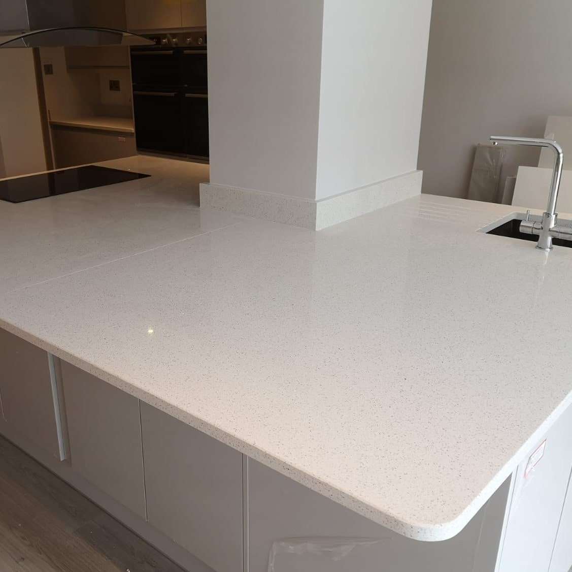 Fugen White Mirror Quartz Purple purplegranite